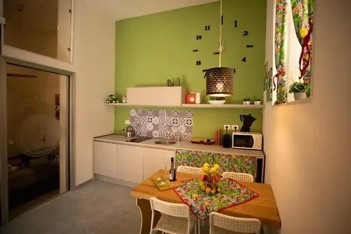 Hrdo House Apartment Syracuse Italy