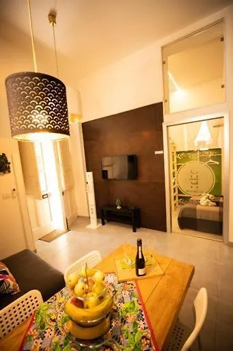 Hrdo House Apartment Syracuse