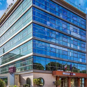 4* מלון Mercure Siracusa