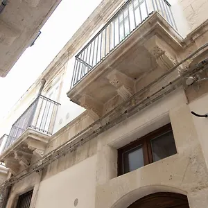 Le Grazie Romantic House By Dimore Trinacria Syracuse